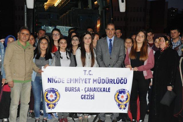 Niğde Emniyet Müdürlüğü öğrencileri Çanakkale’ye gönderdi
