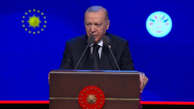 Cumhurbaşkanı Erdoğan çocuklara seslendi: 'Sanal dünya' uyarısı