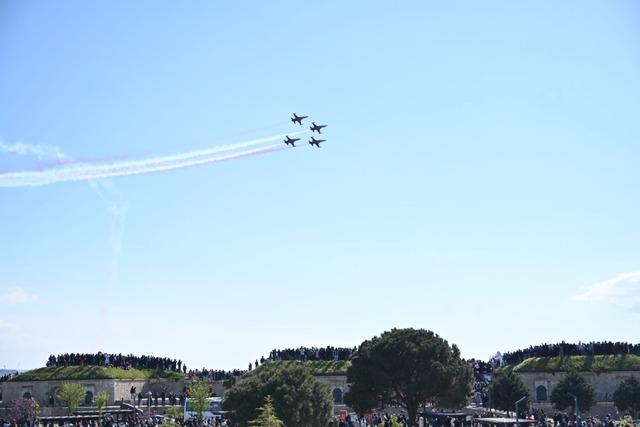 &lsquo;T&uuml;rk Yıldızları&rsquo; &Ccedil;anakkale semalarında nefesleri kesti 6