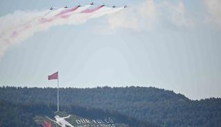 &lsquo;T&uuml;rk Yıldızları&rsquo; &Ccedil;anakkale semalarında nefesleri kesti