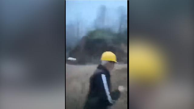 Giresun'da heyelan! Toprak altında kalmaktan son anda kurtuldular