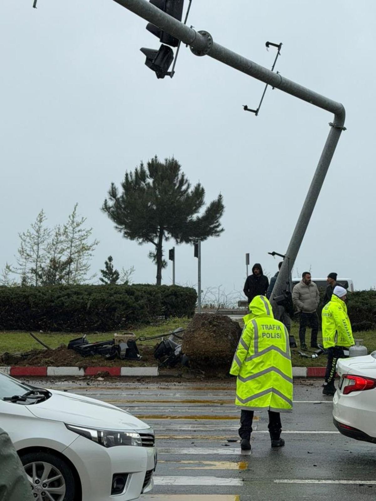 Giresun da meydana gelen trafik kazasında 4 kişi yaralandı 3