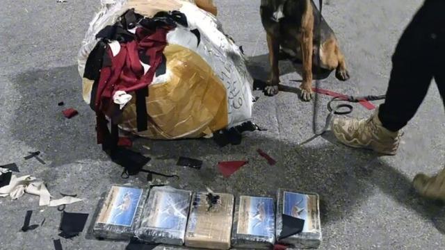 Mersin’de bir işyerinde 5 kilo 872 gram kokain ele geçirildi