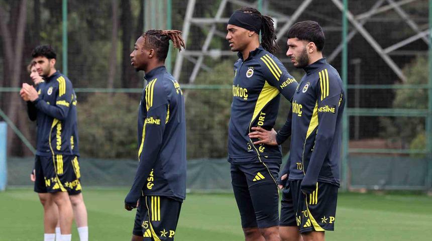 Fenerbah&ccedil;e&rsquo;de, Galatasaray derbisinin hazırlıkları başladı