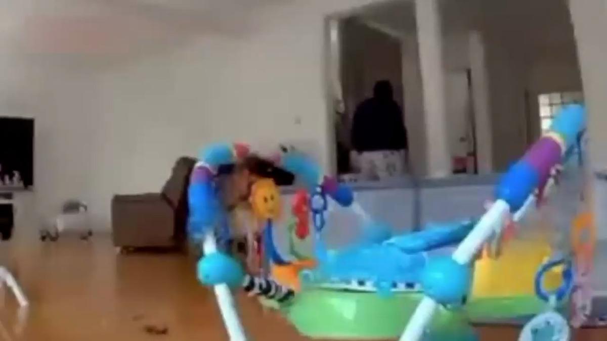 Kaynana kainat g&uuml;zeli gelinini kurşuna dizdi! "Benim oğlumsun" 2