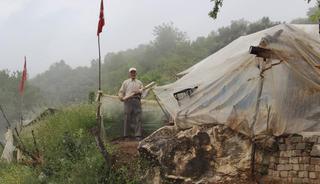 İnsanlara olan g&uuml;venini kaybedince dağa yerleşti!