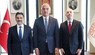 T&uuml;rkiye'nin k&uuml;resel erişimi i&ccedil;in kritik zirve: Bakanlık ve THY yeni d&ouml;nemi başlatıyor