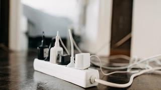 Uzatma kablosuna bu 10 cihazı takan yandı