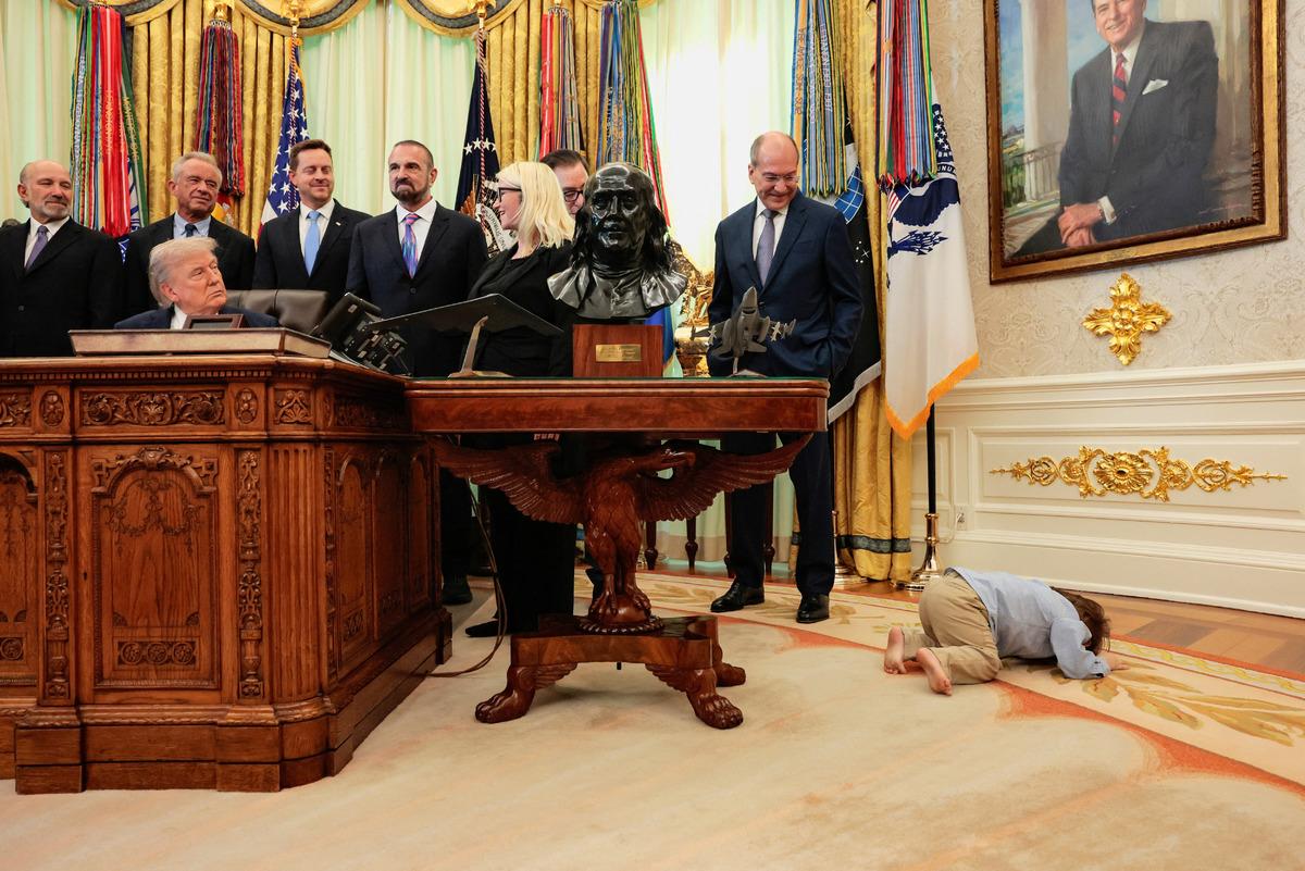 Etkinliğe damga vurdu: O s&ouml;zleri ilk defa duydu! Trump bile şaşkınlıkla izledi 1