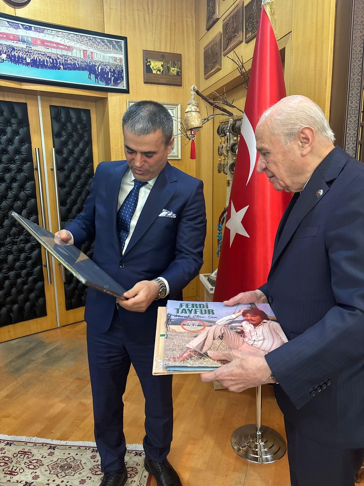 MHP Lideri Devlet Bahçeli: "Uzak Şehir i kaçırmadan izliyorum" 2