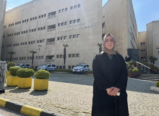 Bursa&rsquo;da Y&uuml;sra&rsquo;nın &ouml;l&uuml;m&uuml; soruşturmasında yeni gelişme: 14 doktor g&ouml;zaltına alındı, 1&rsquo;i firar 2