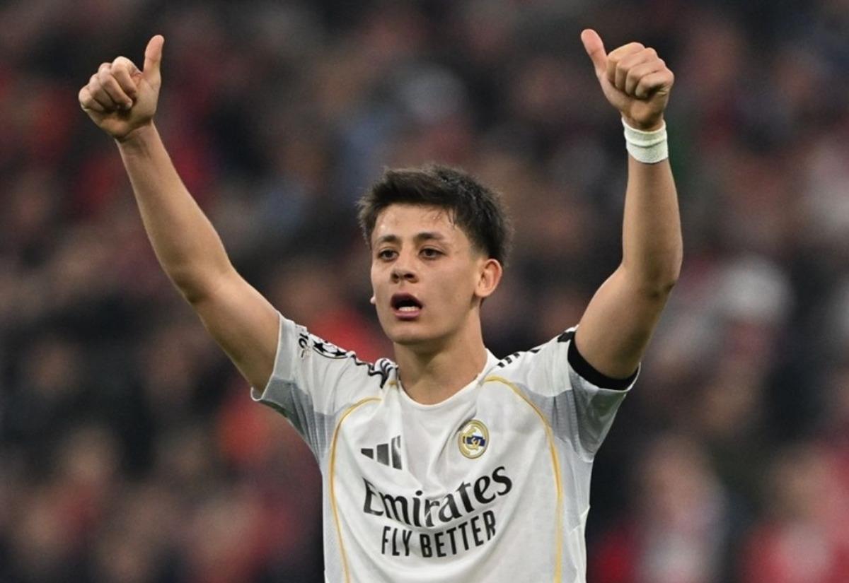 Sezonu kapatan Arda G&uuml;ler den haber geldi! D&uuml;nya Kupası nda oynayabilecek mi? 2