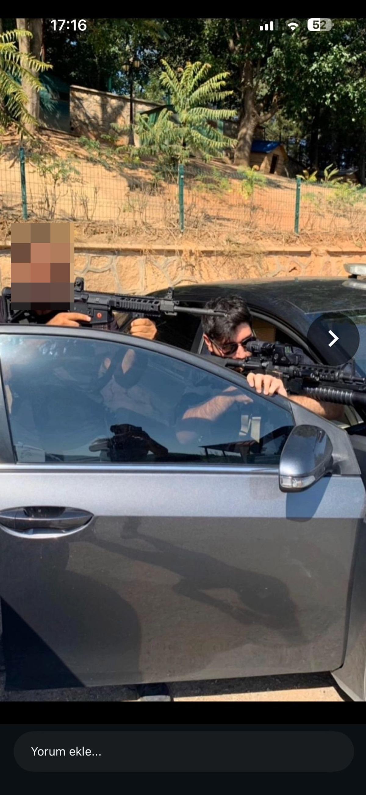 Fotoğrafların her biri  pes  dedirtti: Eski valinin oğlu kendiyle &ccedil;elişti 13