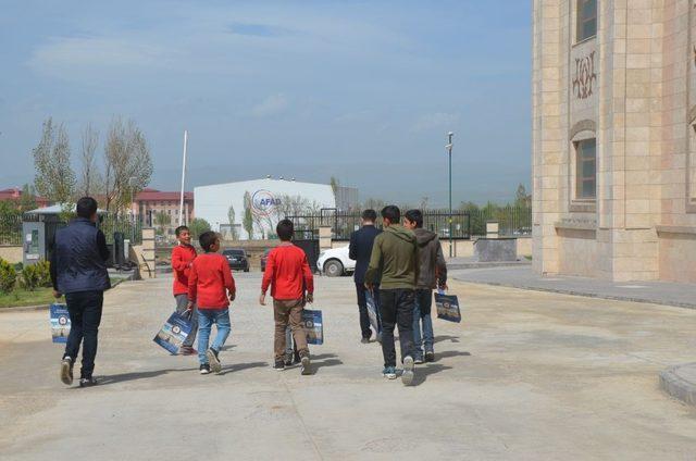 Öğrencilerden polise teşekkür ziyareti