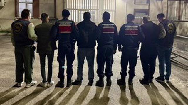 Amasya'da kablo ve direk hırsızlığına 3 tutuklama