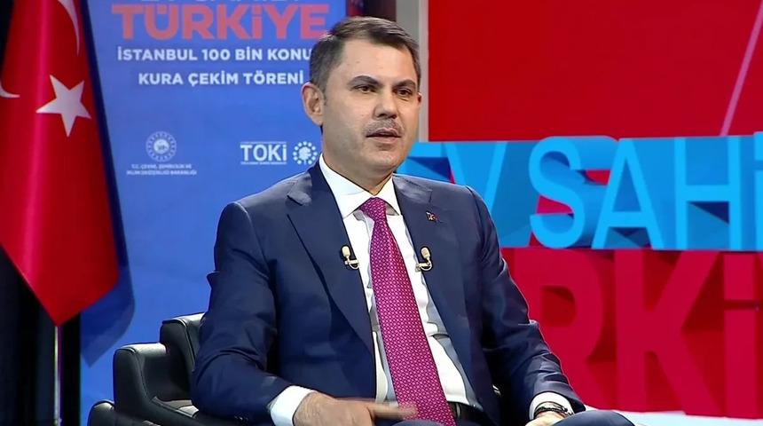 Şehit ve gazi aileleri 500 bin sosyal konut projesinde hak sahibi oldu! Bakan Kurum canlı yayında paylaştı