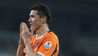 Shomurodov gollerine devam ediyor!