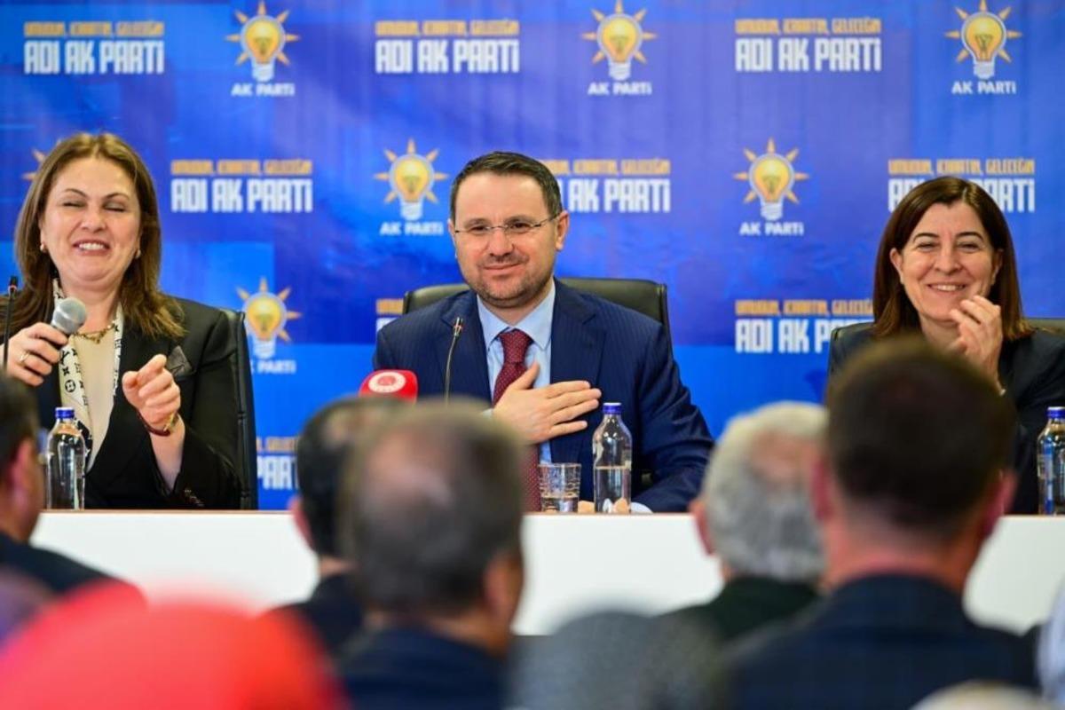 Adalet Bakanı Akın G&uuml;rlek: "AK Parti dava partisidir, g&ouml;n&uuml;l partisidir" 2