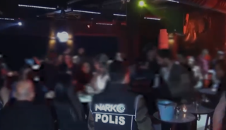  Kadık&ouml;y'deki gece kul&uuml;plerine operasyon! 