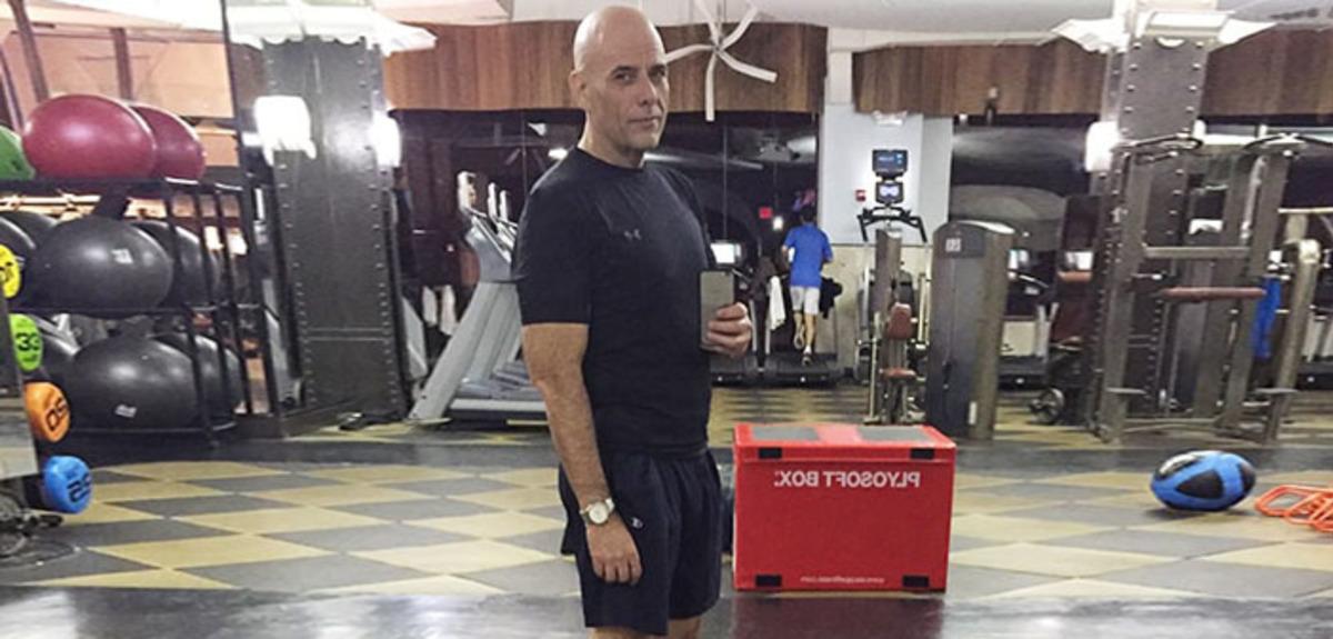 40 yaşından sonra 3 beden birden inceldi! 56 kilo verdiren listesini paylaştı 1