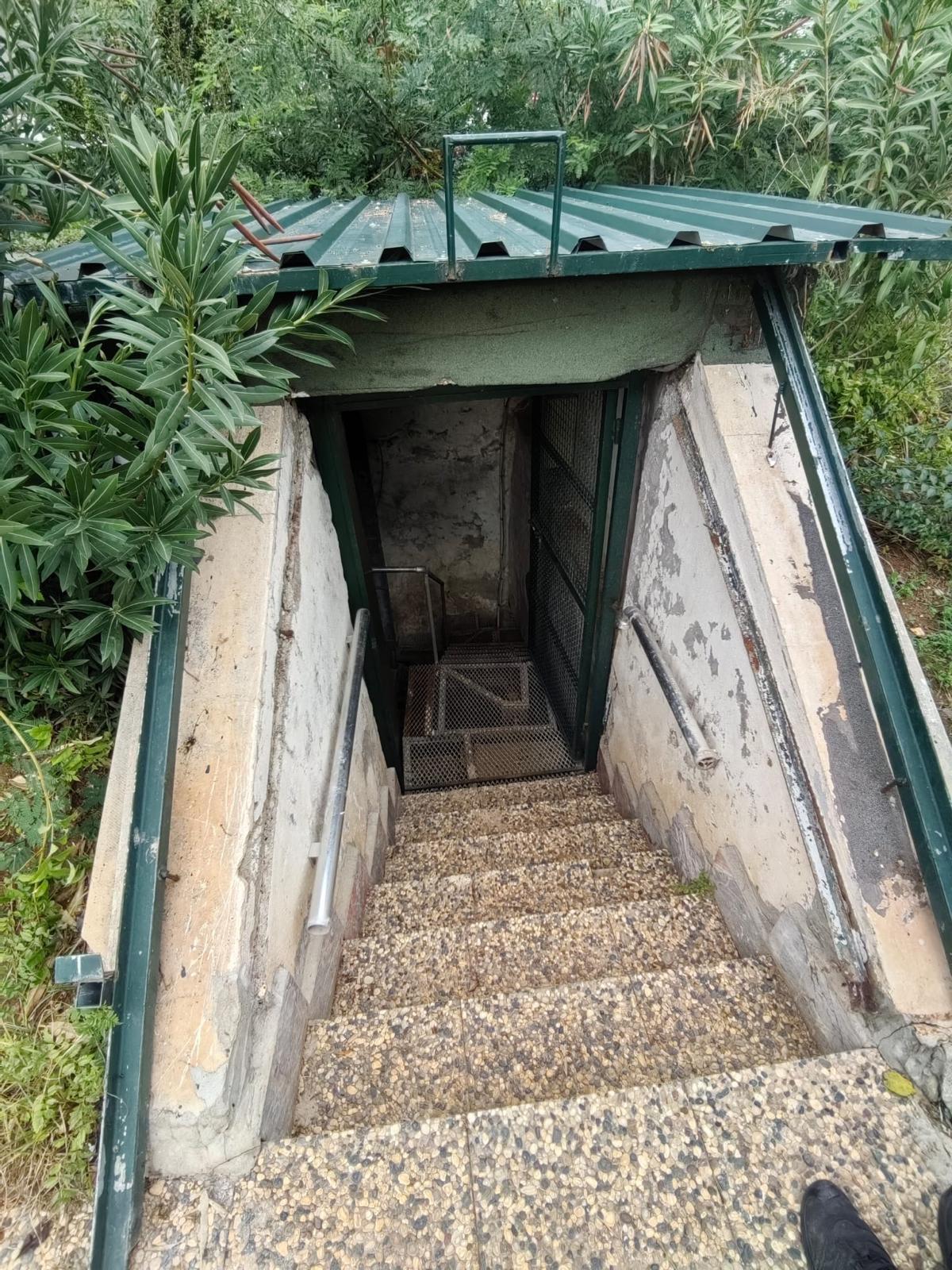 D&uuml;nyada tekti: 40 yıl &ouml;nce mahvetmişler! Ka&ccedil;ak asans&ouml;r ve barakaya yıkım kararı 2