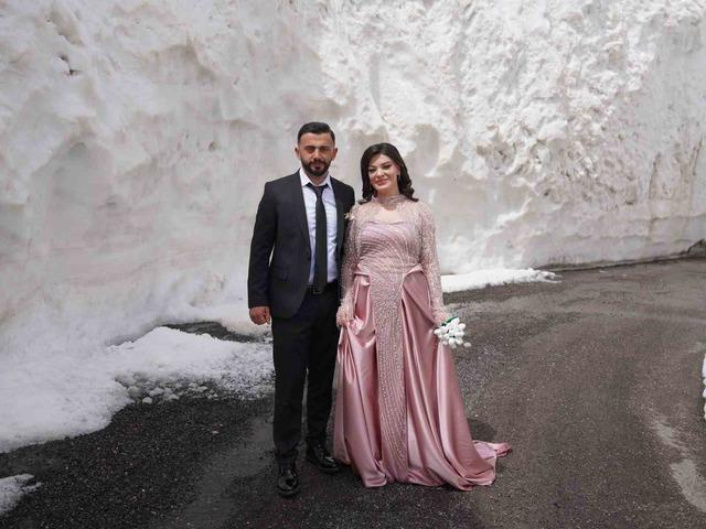 Gelin ve damat adayı kar t&uuml;nelinde fotoğraf &ccedil;ekimi yaptı 3