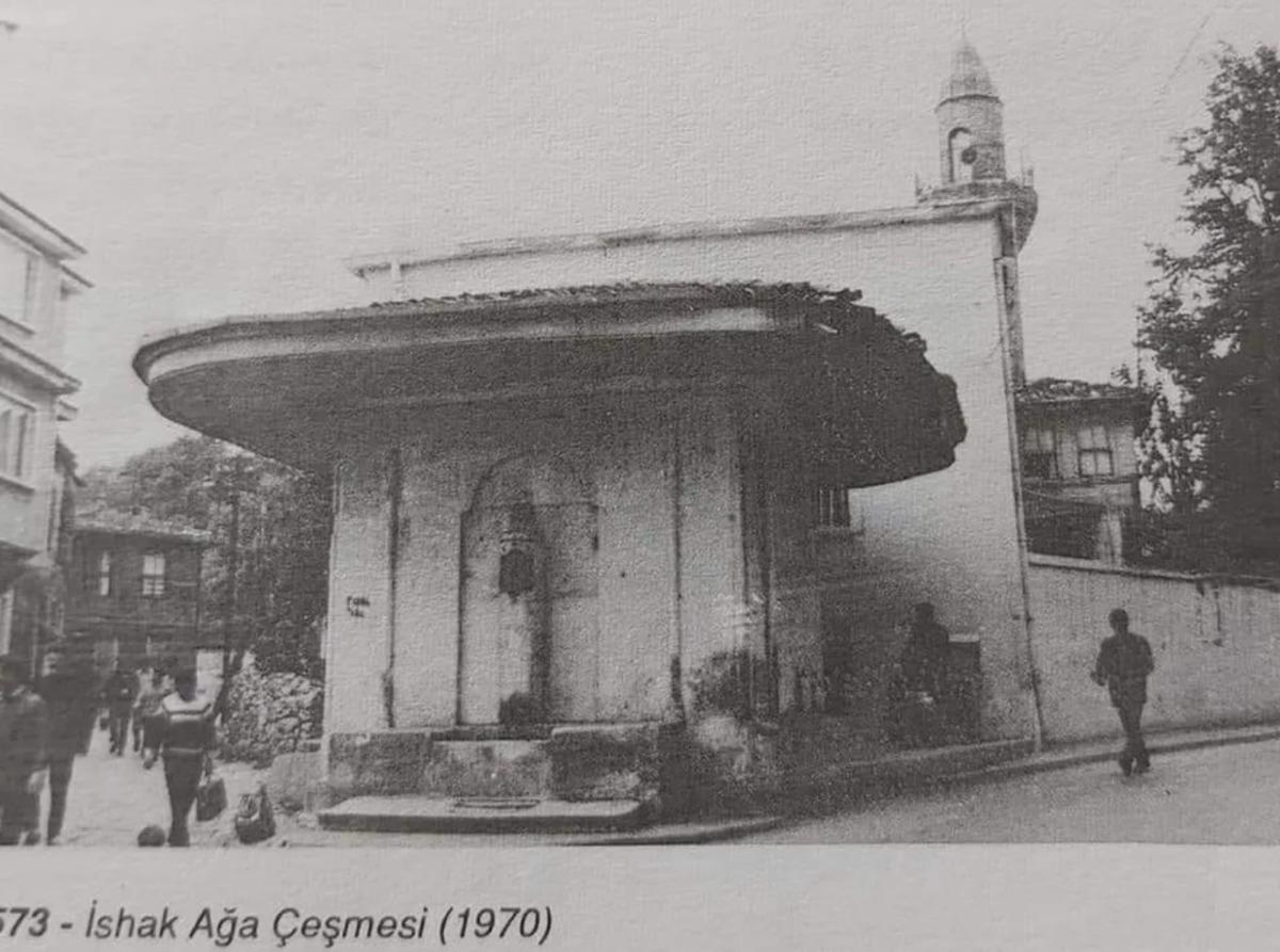 285 yıllık &ccedil;eşme &ldquo;restorasyon&rdquo;la yok edildi! Yerine mermer konuldu 1