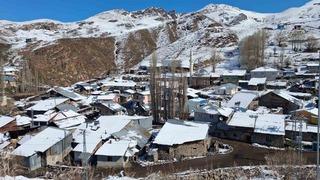Dümbüllü Deresi’nde Nisan karı sürprizi