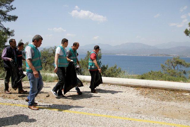 Hükümlüler koylarda çevre temizliği yaptı