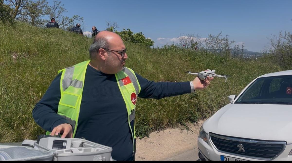  Otoyola 5 yaşında &ccedil;ocuk bırakıldı  ihbarı! Ekipler alarma ge&ccedil;ti 3