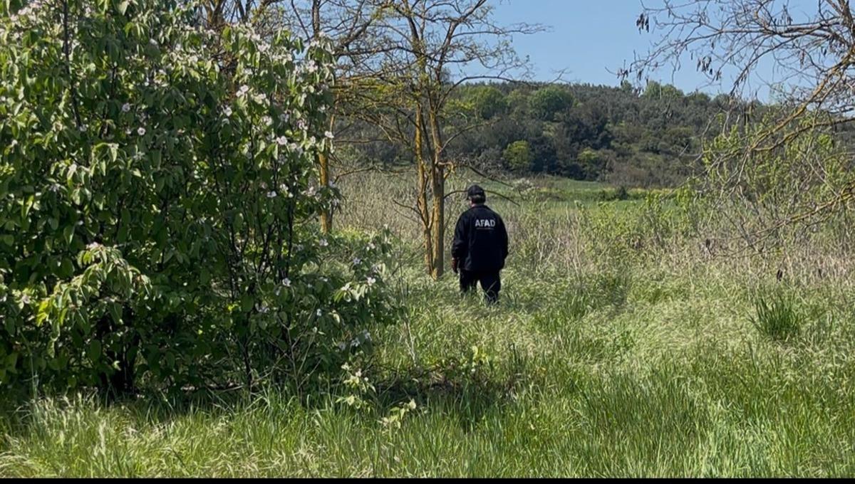  Otoyola 5 yaşında &ccedil;ocuk bırakıldı  ihbarı! Ekipler alarma ge&ccedil;ti 1