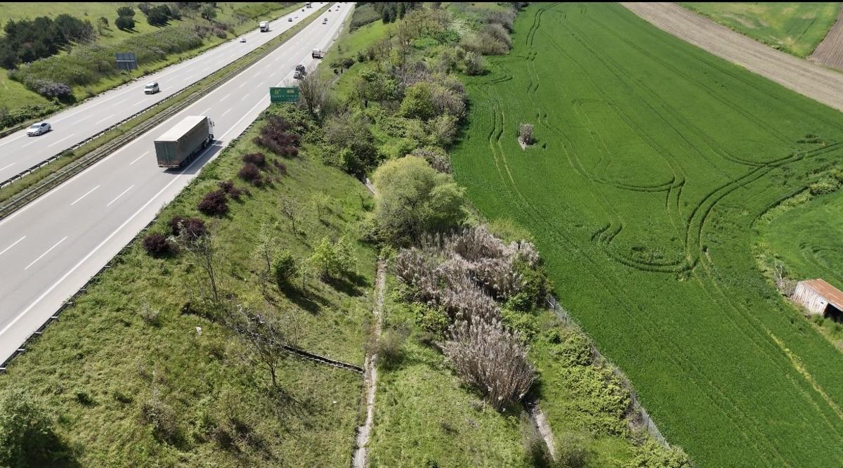  Otoyola 5 yaşında &ccedil;ocuk bırakıldı  ihbarı! Ekipler alarma ge&ccedil;ti 2