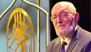 &Uuml;nl&uuml; ilahiyat&ccedil;ı ikinci kez evlendi! &Ccedil;ocuklarından a&ccedil;ıklama gecikmedi 