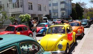 &Ouml;zel &ccedil;ocuklar, tosbağa arabalarla konvoy yaptı