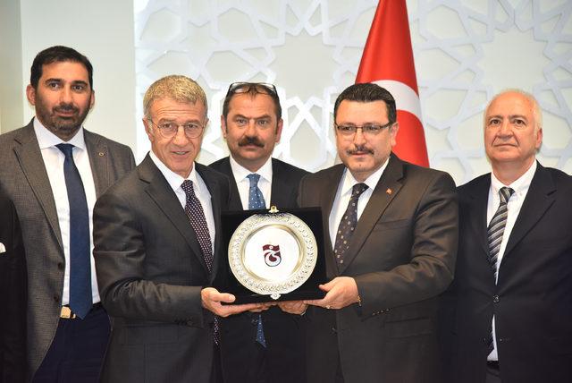 Trabzonspor yönetiminden Vali Yavuz ve Başkan Genç’e ziyaret