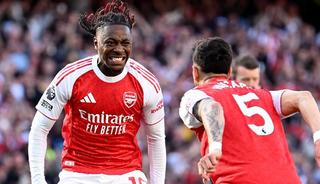 Premier Lig'de şampiyonluk yarışı nefes kesiyor