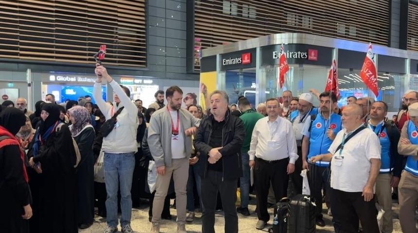 Hac kafilesi İstanbul Havalimanı'ndan kutsal topraklara dualarla uğurlandı