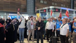 Hac kafilesi İstanbul Havalimanı'ndan kutsal topraklara dualarla uğurlandı
