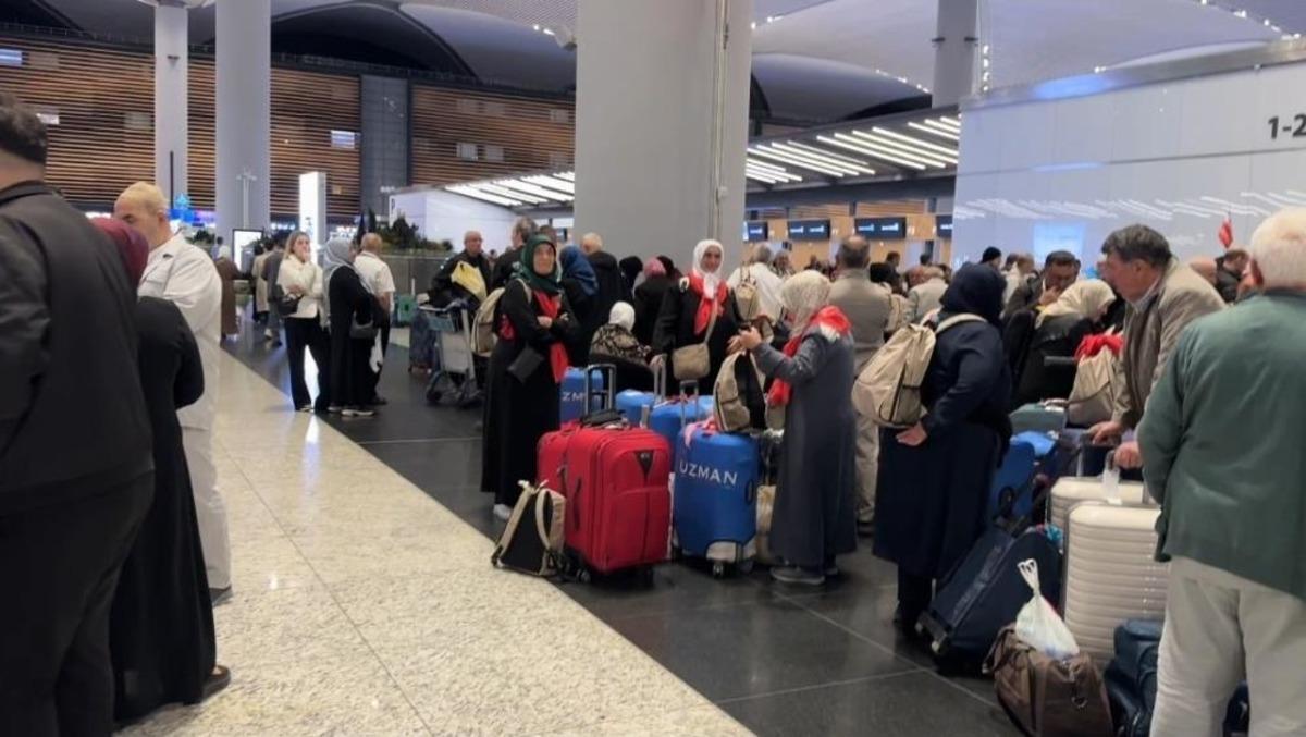 Hac kafilesi İstanbul Havalimanı ndan kutsal topraklara dualarla uğurlandı 1