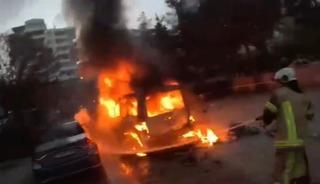 Diyarbakır&rsquo;da park halindeki ara&ccedil;ta yangın