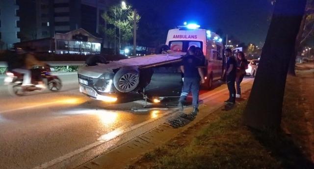 Osmangazi&rsquo;de trafik kazası: Otomobil takla attı, 1 yaralı 1