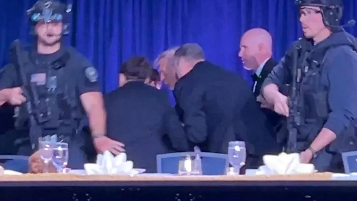 Trump ın katıldığı yemekte silah sesleri! Saldırganın kimliği ortaya &ccedil;ıktı 1