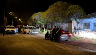 Uşak'ta ihbara giden polislere ateş a&ccedil;ıldı! 