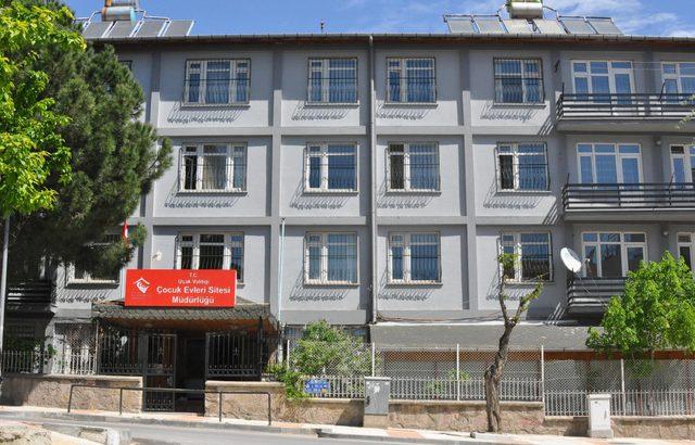 Uşak'taki yurtta taciz ve kötü muamele iddiası sanıkları, hâkim karşına çıktı