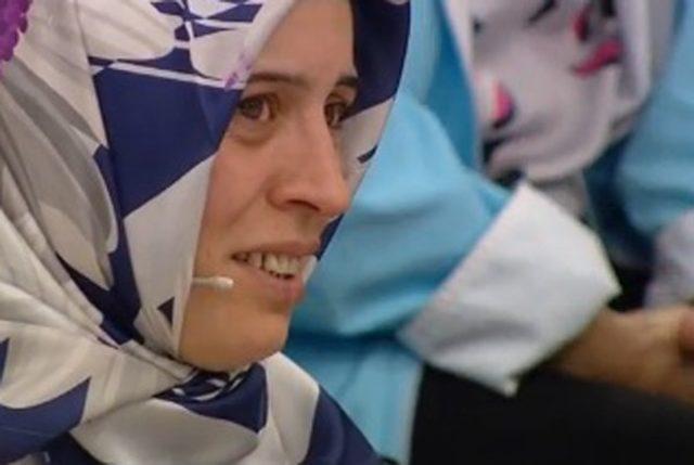 29 yıldır aradığı babasını 10 dakikada Esra Erol buldu 1