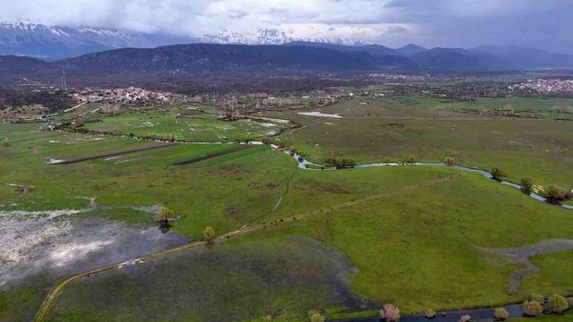 Leyleklerin durağı yemyeşil g&ouml;r&uuml;nt&uuml;s&uuml;yle mest ediyor 2