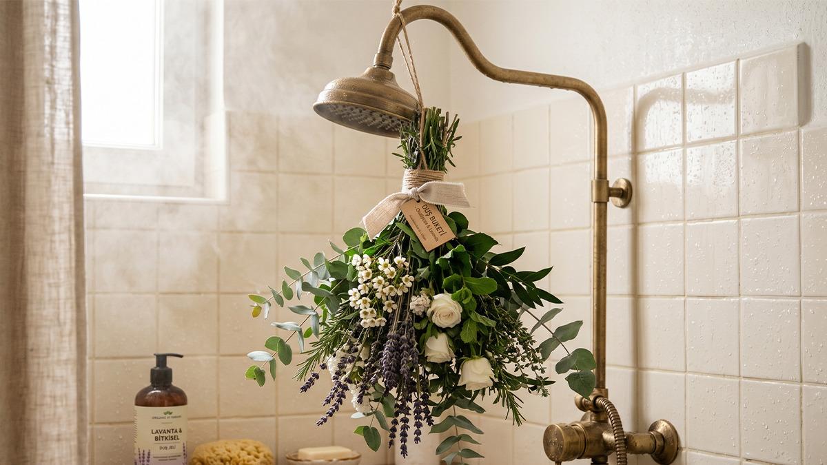 Banyo duvarına asıldığında nemi hemen emiyor 2