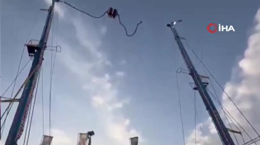 İspanya'da lunaparkta korku dolu anlar: Salıncağın halatı koptu: 4 yaralı