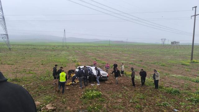 Siirt'te otomobil ile kamyonet çarpıştı: 2 ölü, 3 ağır yaralı