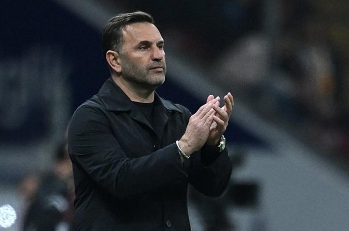 Okan Buruk, Fenerbah&ccedil;eli futbolcuları hedef aldı! Tepki &ccedil;eken s&ouml;zler 1